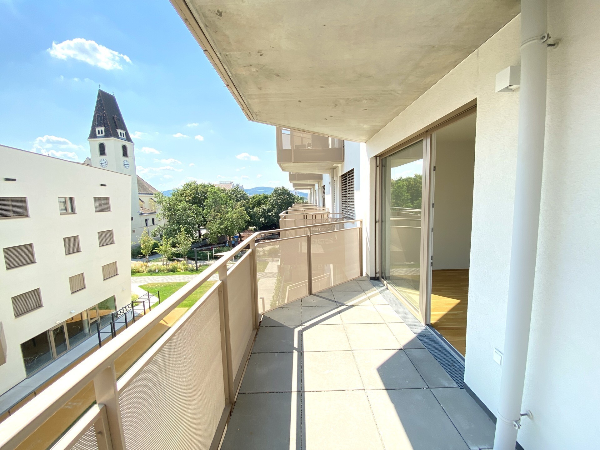 Hochwertige Neubau 3-Zimmer Wohnung mit perfekter Verkehrsanbindung und großer Freifläche - zu kaufen in 1140 Wien