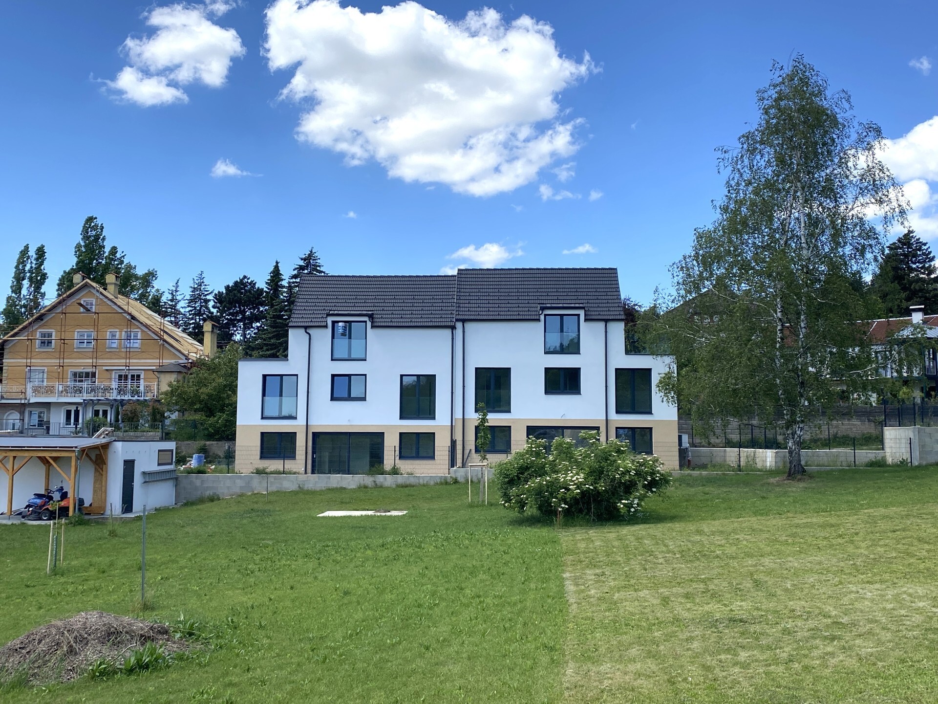 Ziegelmassiv-Doppelhäuser mit effizienter Luftwärmepumpe - zu kaufen in 2102 Hagenbrunn