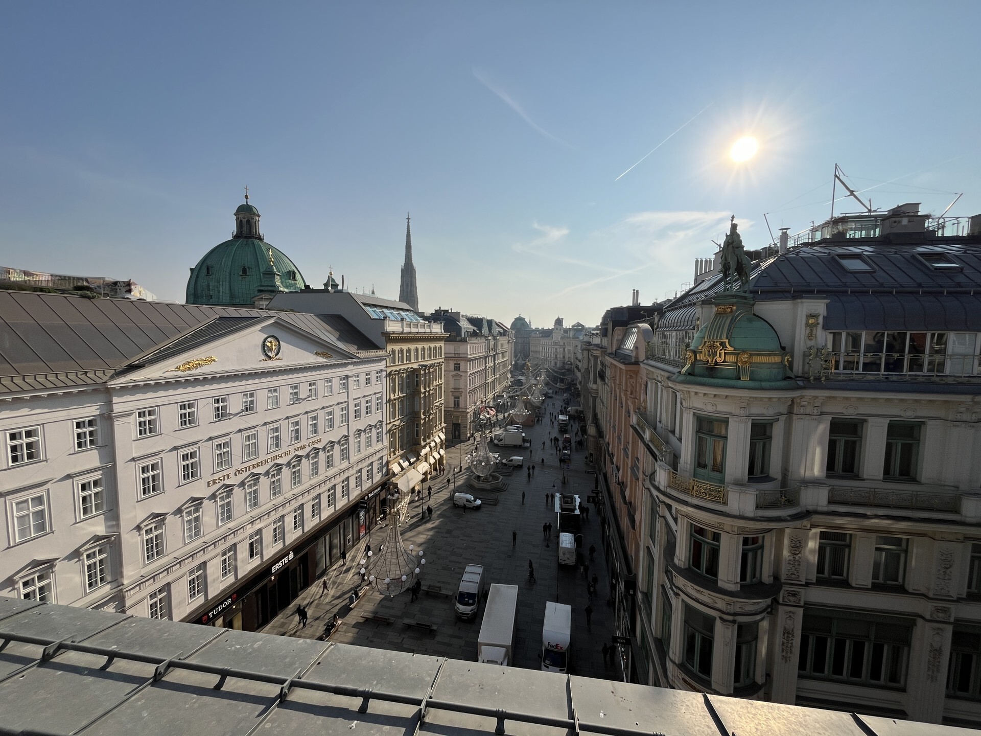 Exclusive 3-room apartment with a view over the Graben for rent in 1010 Vienna