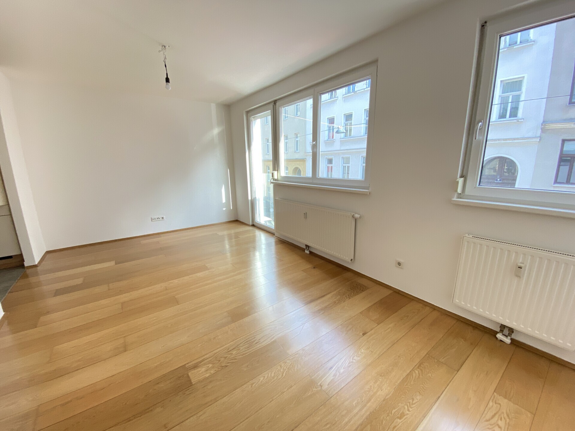 EINBAUKÜCHE und GARAGENPLATZ inklusive - 2-Zimmer-Wohnung in Top Lage in Ottakring - perfekte Anlagemöglichkeit - zu kaufen in 1160 Wien