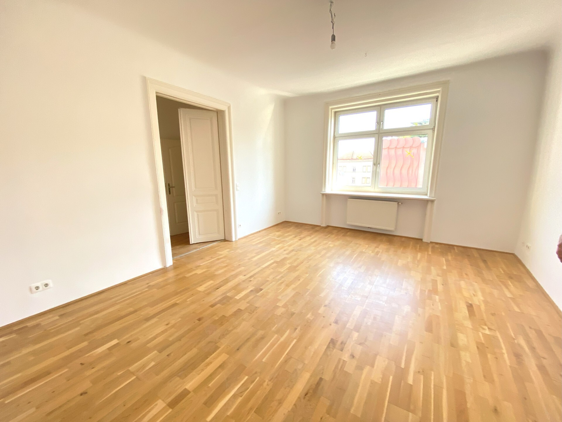 Ruhige 2-Zimmer Altbauwohnung mit moderner Einbauküche und Badezimmer - zu kaufen in 1030 Wien