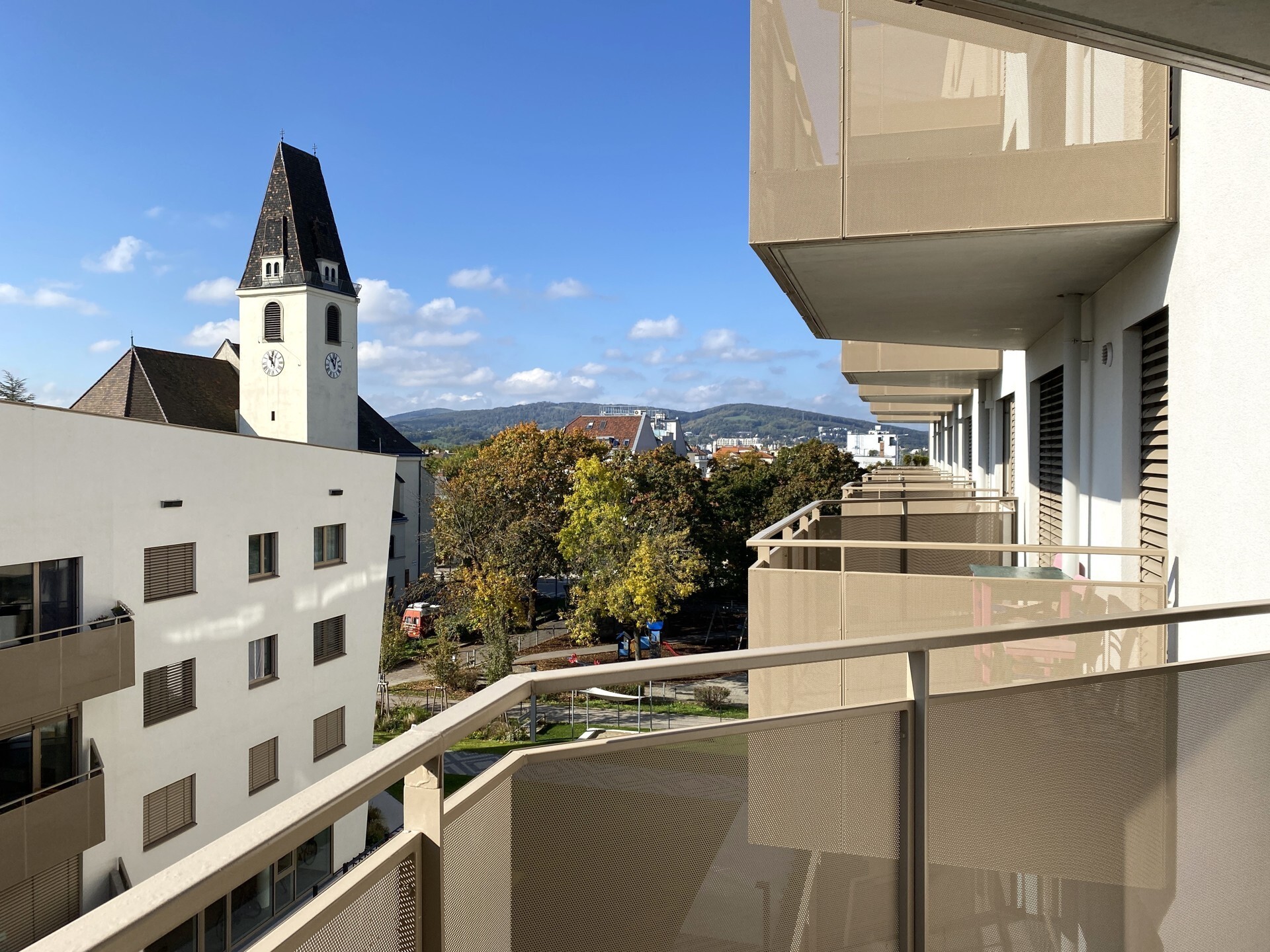 Hochwertige 3 Zimmer mit Balkon, sofort beziehbar - zu kaufen in 1140 Wien