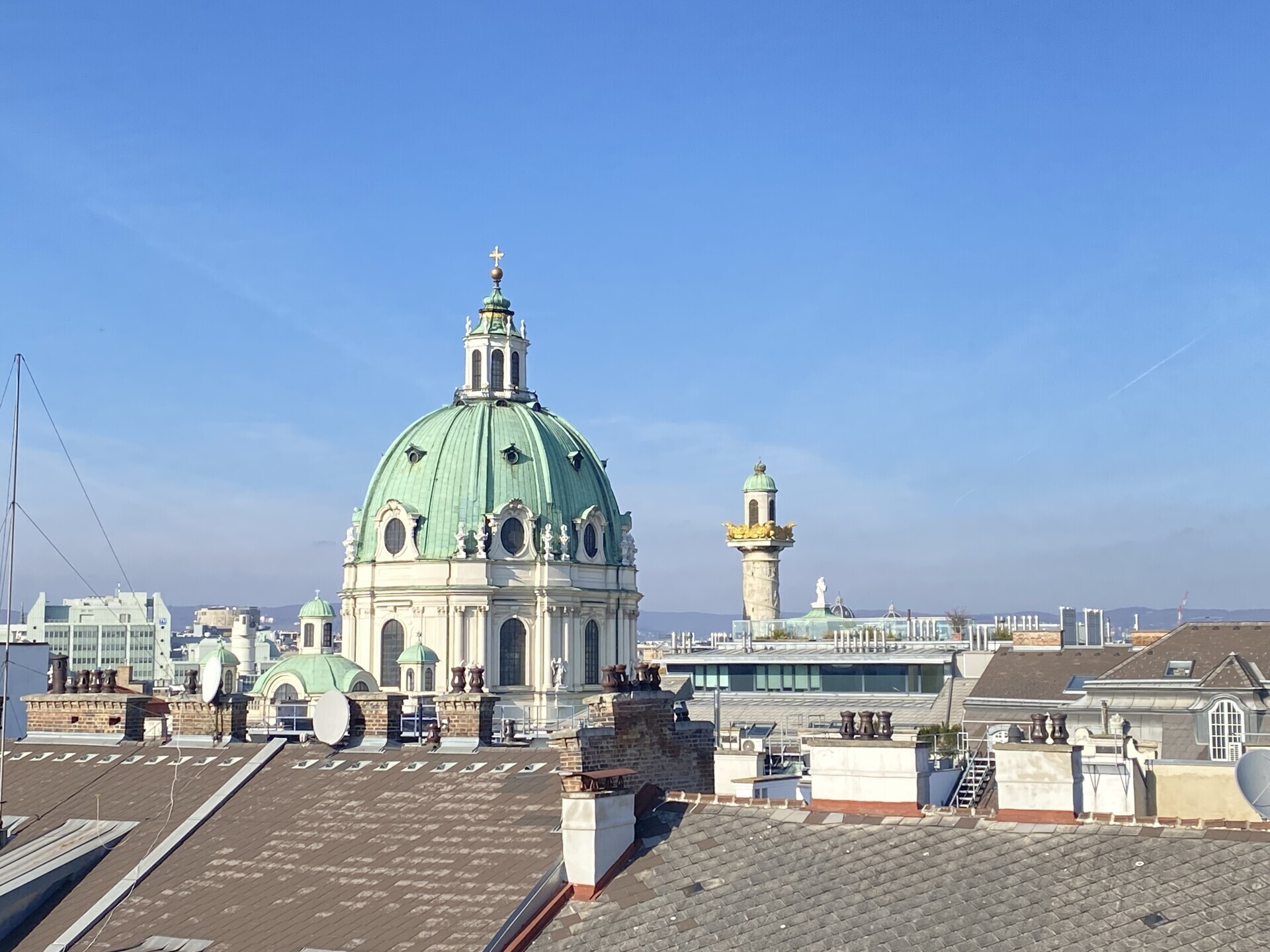 Dachgeschoß-Wohnung im Botschaftsviertel im herrschaftlichen Palais - zu kaufen in 1040 Wien