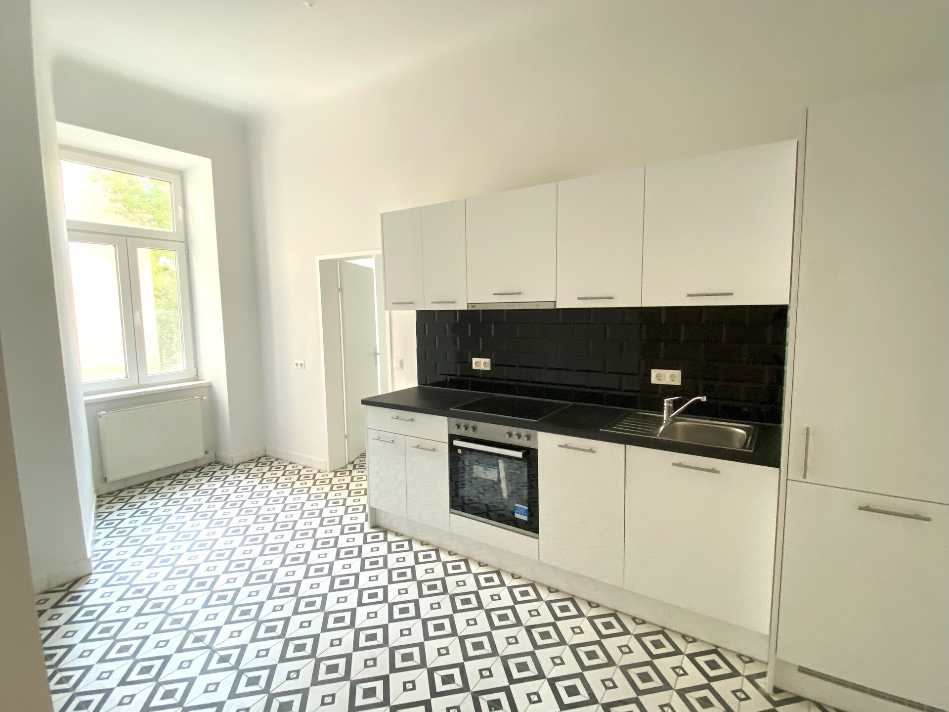 Stilvolle 3-Zimmer-Altbauwohnung mit moderner Küche, zwei Bädern und Klimaanlage - zu kaufen in 1030 Wien