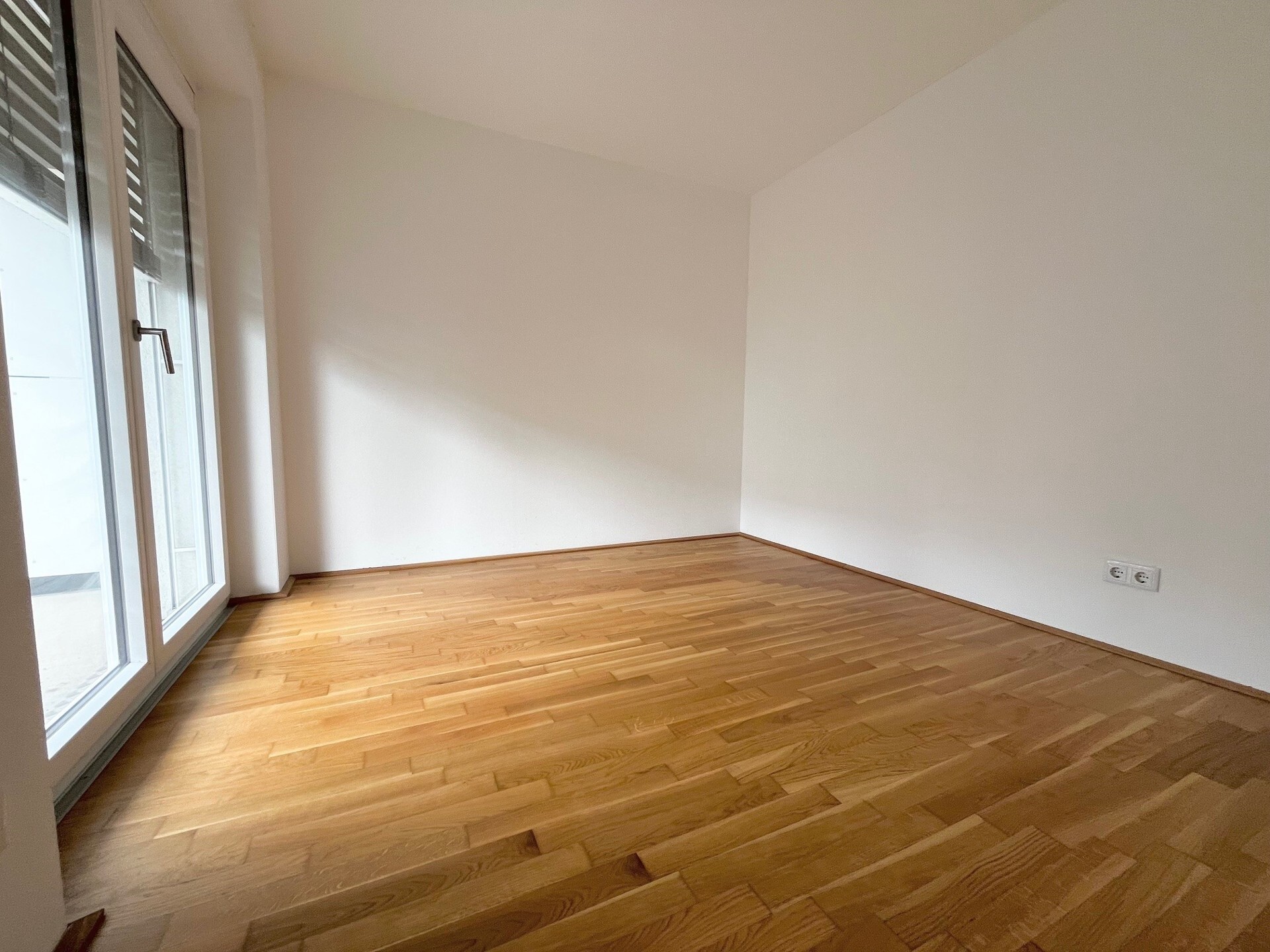 2-Zimmer-Wohnung mit Balkon - perfekte Anbindung ins Zentrum - sofort verfügbar - 8055 Graz