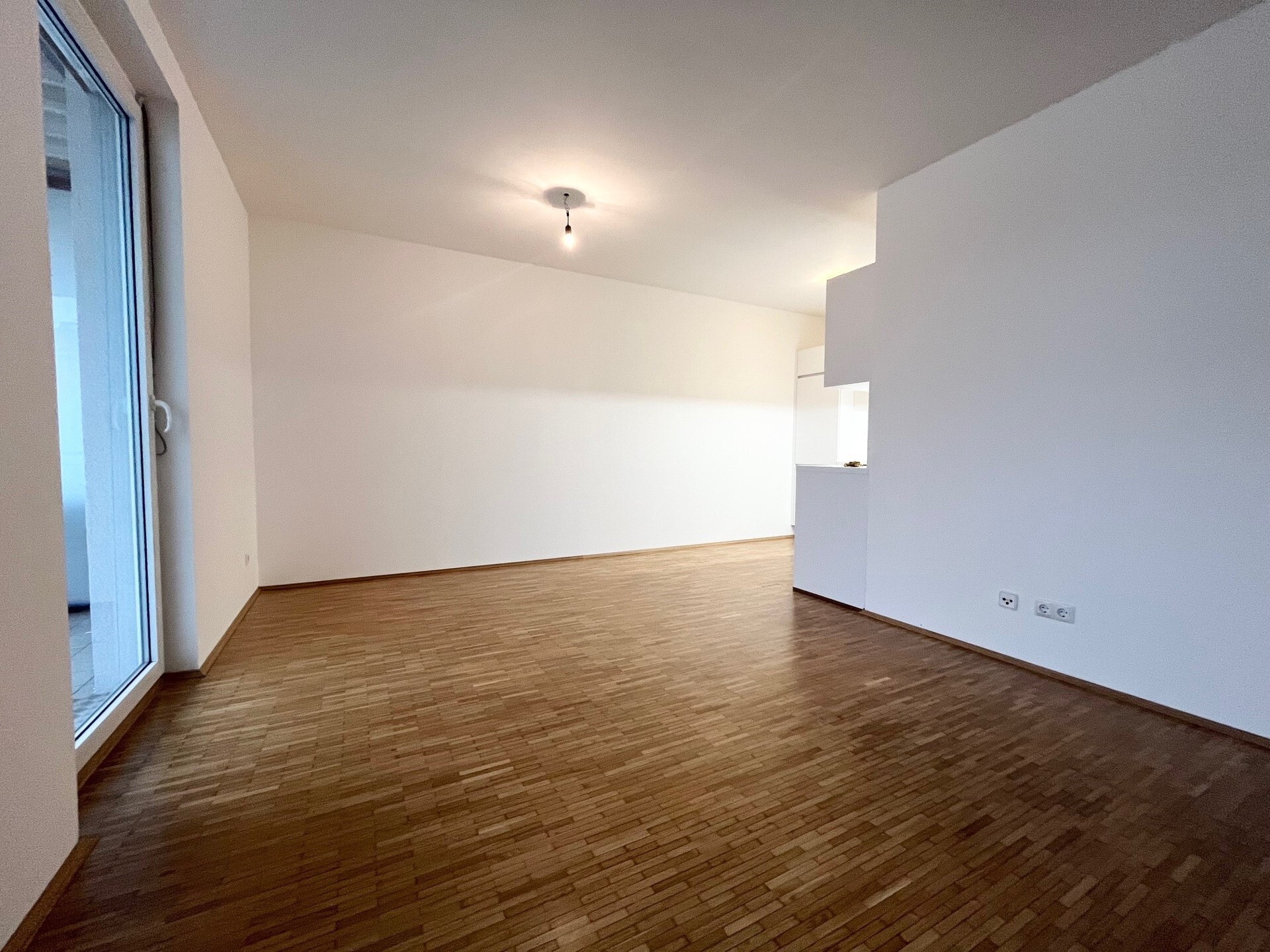 Schöne 2-Zimmer-Wohnung mit Terrasse zu mieten