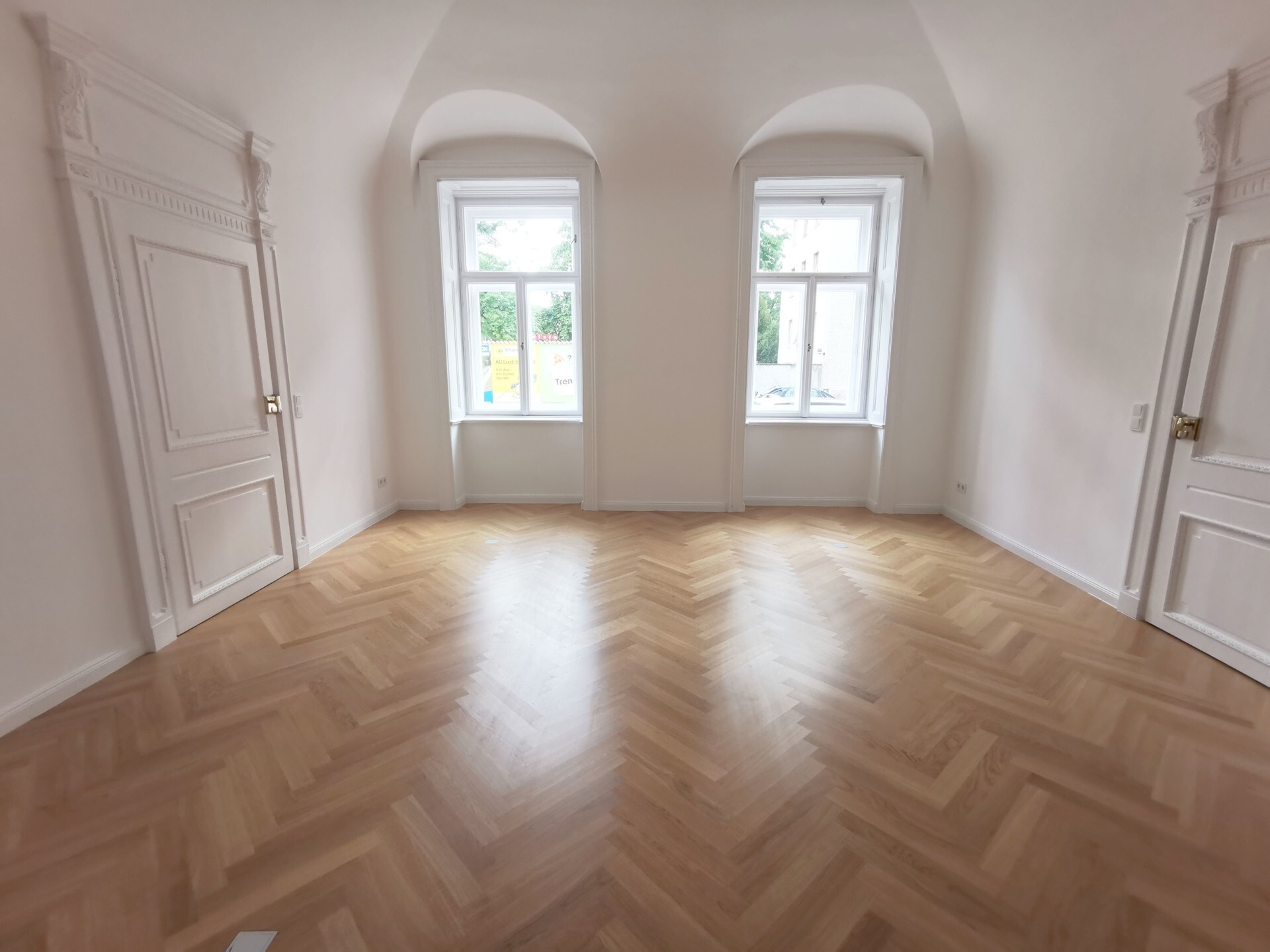 Elegante 2-Zimmer-Altbau-Wohnung im Palais Erlanger in 1040 Wien zu mieten
