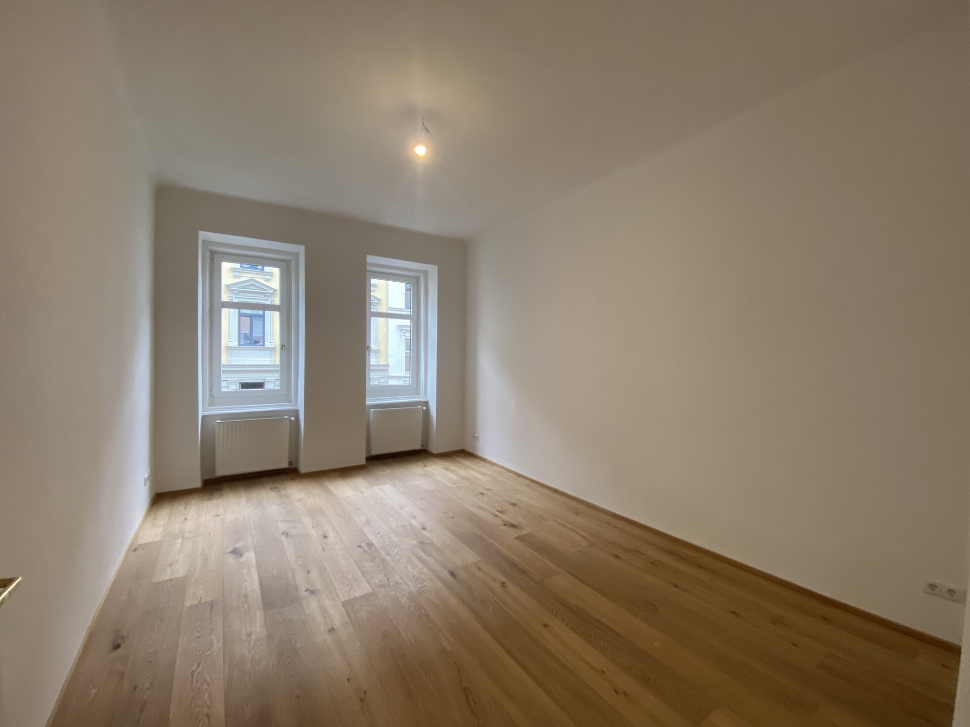 Generalsanierte 2-Zimmer-Altbauwohnung - zu kaufen in 1050 Wien