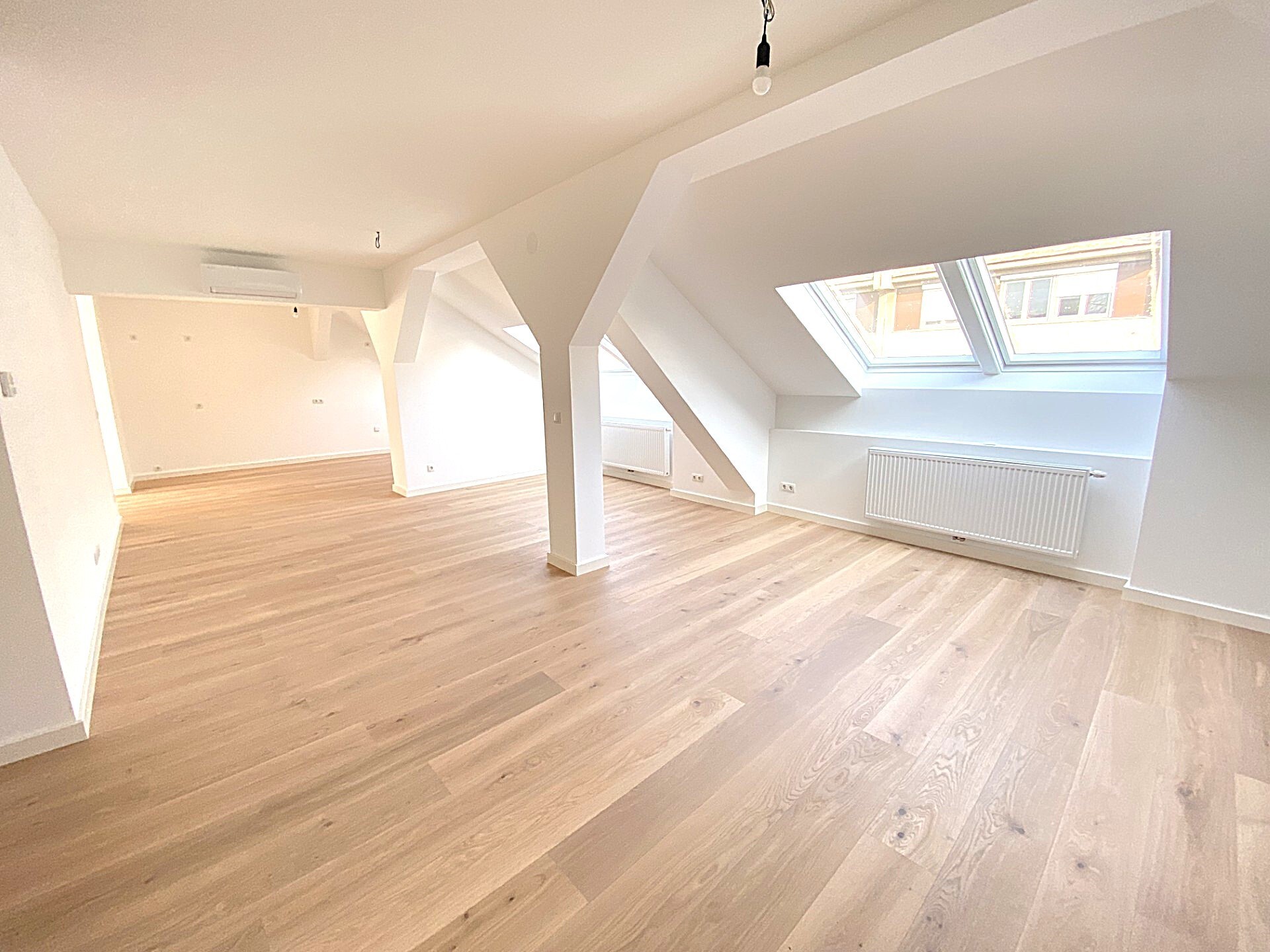 Loftartige Dachgeschoß-Wohnung mit Terrasse - zu kaufen in 1030 Wien